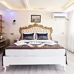 Armar Hotel