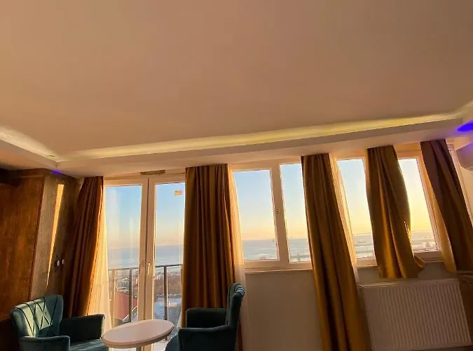 Armar Hotell 2*